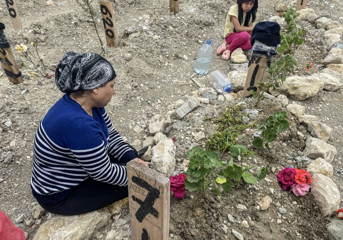 Marmara Depremi'nde doğan oğlunu, "asrın felaketinde" kaybetti