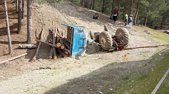 Adıyaman'da devrilen traktörün sürücüsü öldü