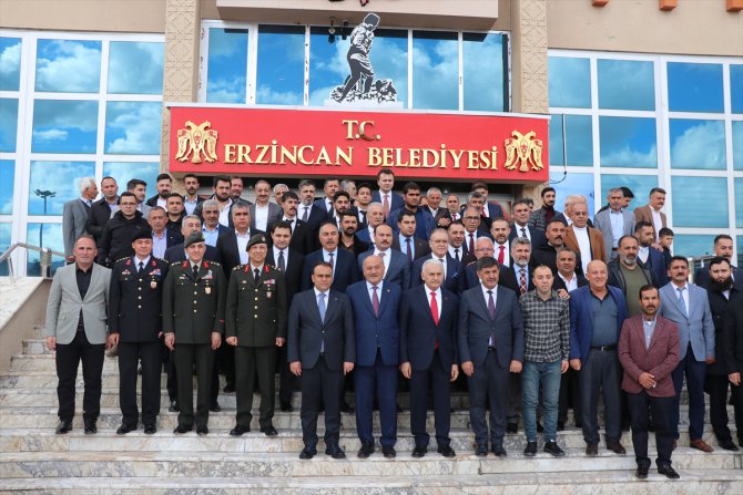 AK Parti Genel Başkanvekili Yıldırım, Erzincan'da bayramlaşma töreninde konuştu: