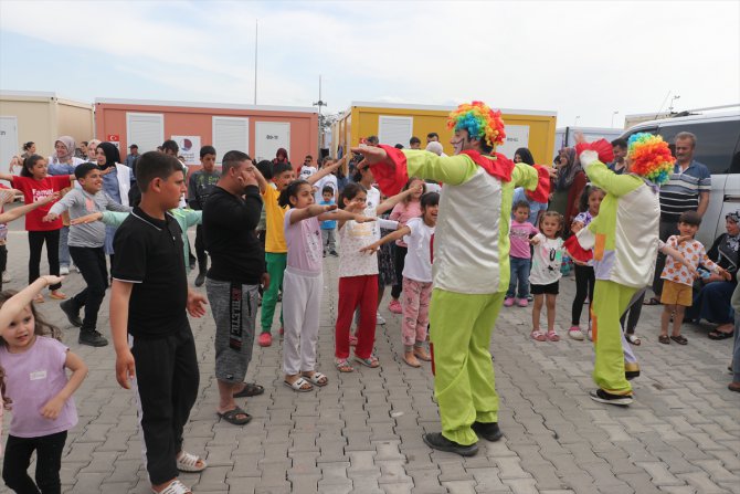 Hatay'da depremzede çocuklar için bayram eğlencesi düzenlendi