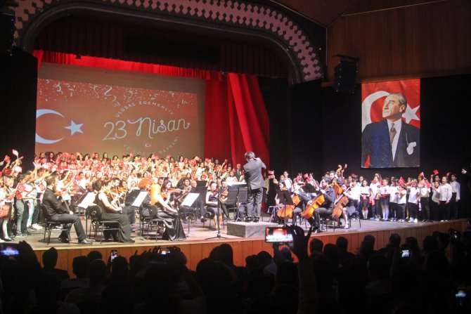MDOB 23 Nisan Ulusal Egemenlik ve Çocuk Bayramı'nda konser verdi