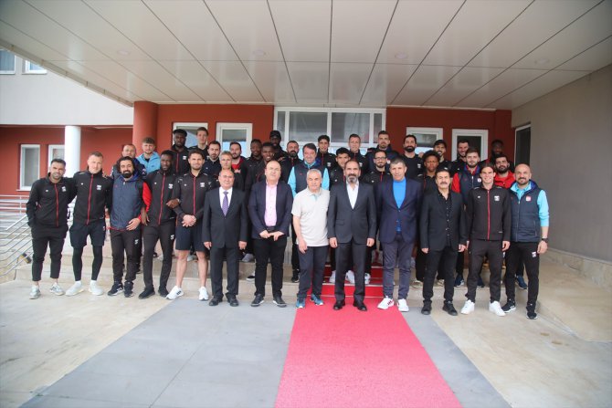 Sivasspor'da bayramlaşma programı düzenlendi