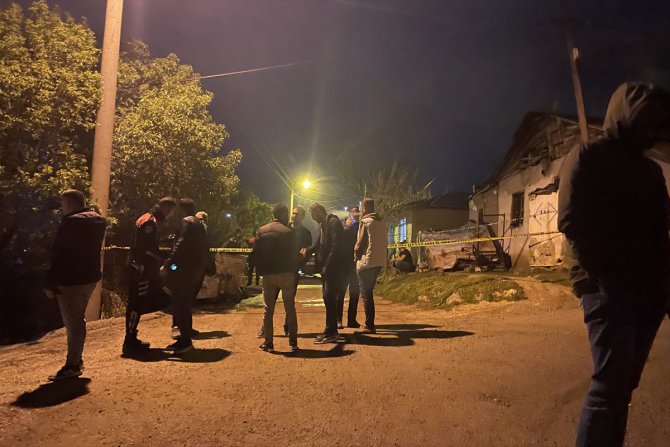 Elazığ'da komşular arasında çıkan kavgada 4 kişi yaralandı