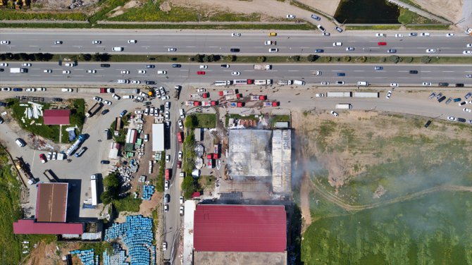 GÜNCELLEME 2 - Kahramanmaraş'ta mobilya fabrikasında çıkan yangın kontrol altına alındı