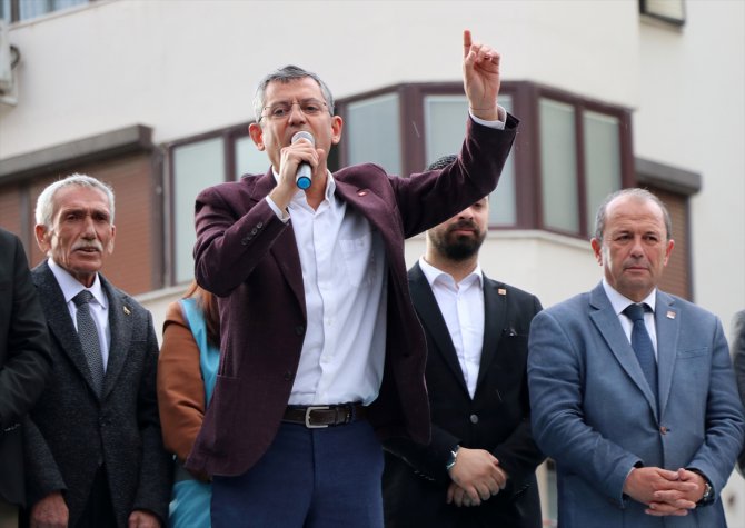 CHP Grup Başkanvekili Özgür Özel, Manisa'da partililere hitap etti: