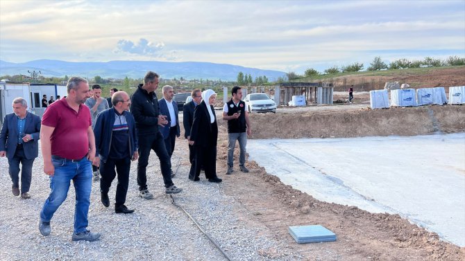 Malatya'nın Akçadağ ilçesinde deprem konutlarının inşası devam ediyor