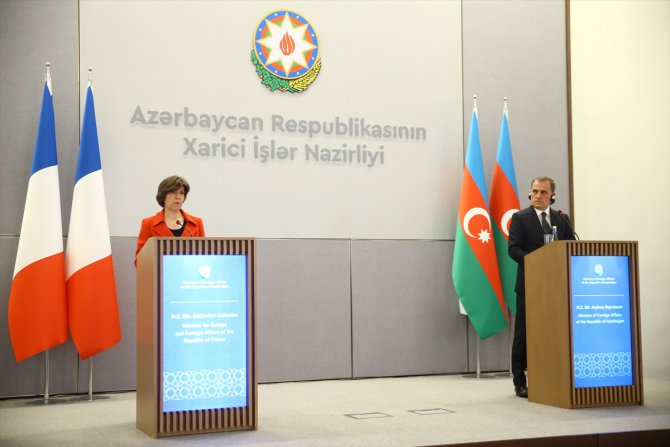 Azerbaycan ve Fransa Dışişleri Bakanları Bakü'de basın toplantısı düzenledi