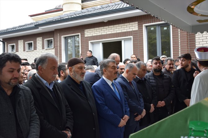 Sağlık Bakanı Fahrettin Koca, Konya'da cenaze törenine katıldı