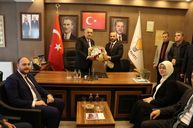 AK Parti Genel Başkan Yardımcısı Yazıcı, Yalova'da ziyaretlerde bulundu