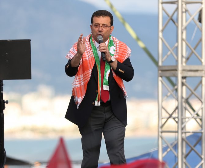 İBB Başkanı Ekrem İmamoğlu, Antalya'da "Halk Buluşması"na katıldı