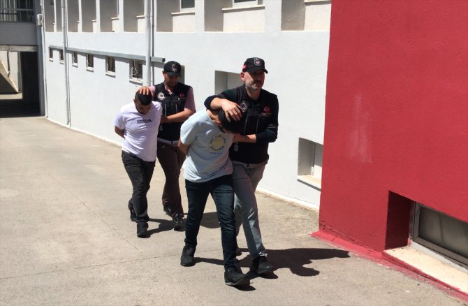 Adana'da uyuşturucu operasyonunda 4 zanlı tutuklandı