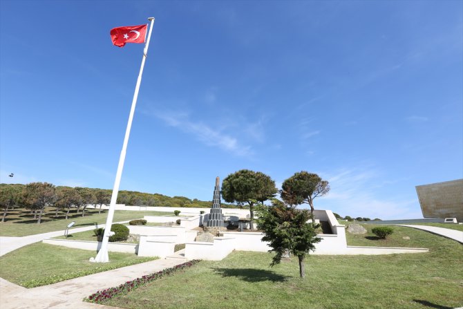 Bursalı Çanakkale şehitleri Kireçtepe Jandarma Şehitliği'nde anıldı
