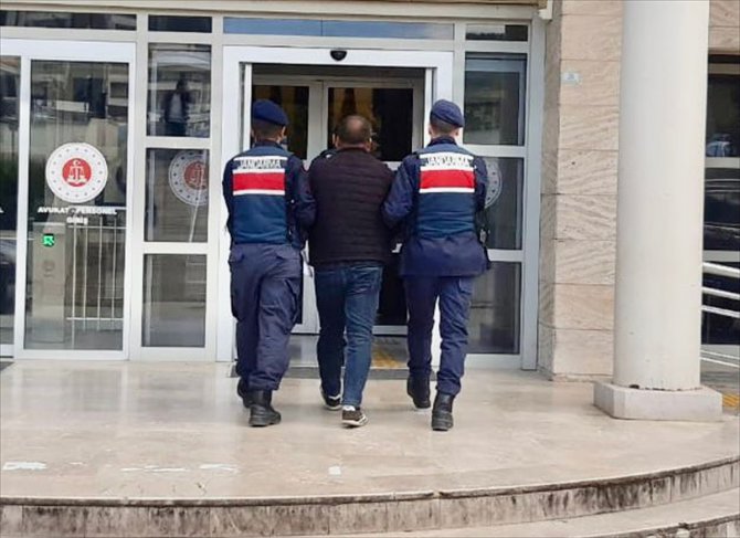 Muğla'da hakkında kesinleşmiş hapis cezası bulunan 2 hükümlü yakalandı