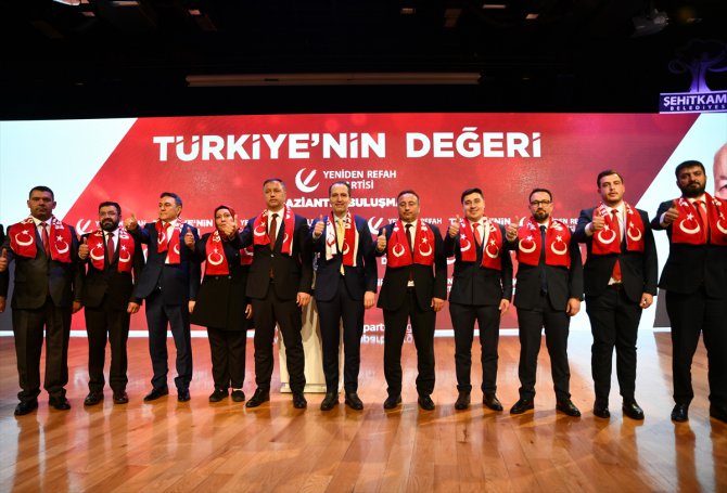 Yeniden Refah Partisi Genel Başkanı Erbakan, Gaziantep'te konuştu: