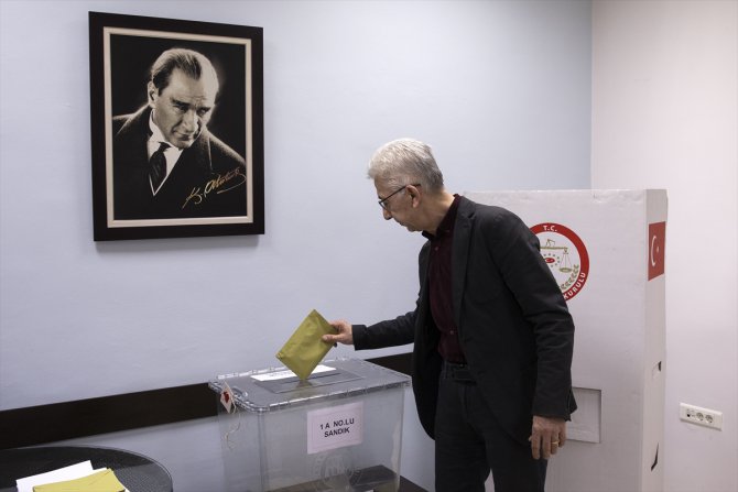Yunanistan'da, Türkiye'deki 14 Mayıs seçimleri için oy kullanma işlemi başladı
