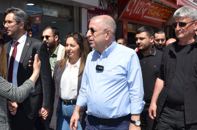 Zafer Partisi Genel Başkanı Özdağ, Antalya'da ziyaretlerde bulundu