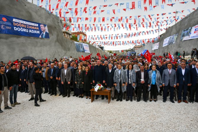 Eski Adalet Bakanı Gül, tünel temel atma töreninde konuştu: