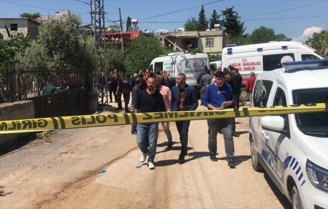 Adana'da bir kişi eski kayınvalidesi ve baldızını öldürdü