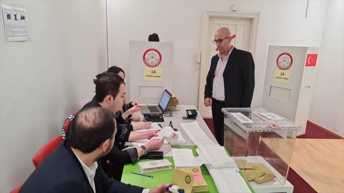 Türkiye'deki Cumhurbaşkanı ve Milletvekili Seçimleri için Finlandiya'da oy verme işlemi başladı