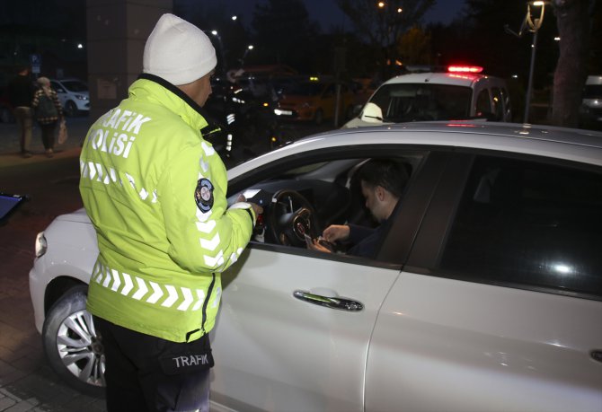 Uşak'ta 150 polisin katılımıyla denetim yapıldı
