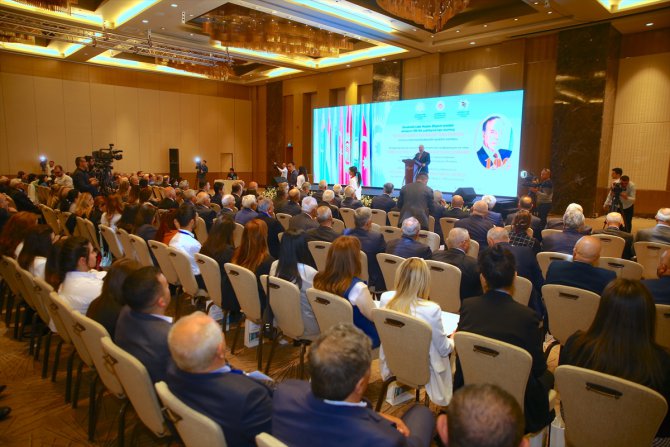 Bakü'de "Haydar Aliyev ve çağdaş Türk dünyası" konferansı düzenlendi