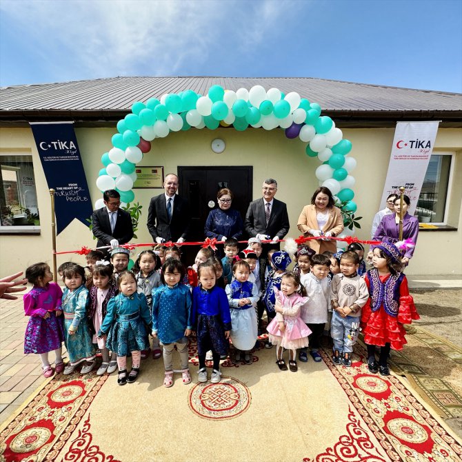 TİKA, Moğolistan'da çadırlarda eğitim alan çocuklar için kreş inşa etti