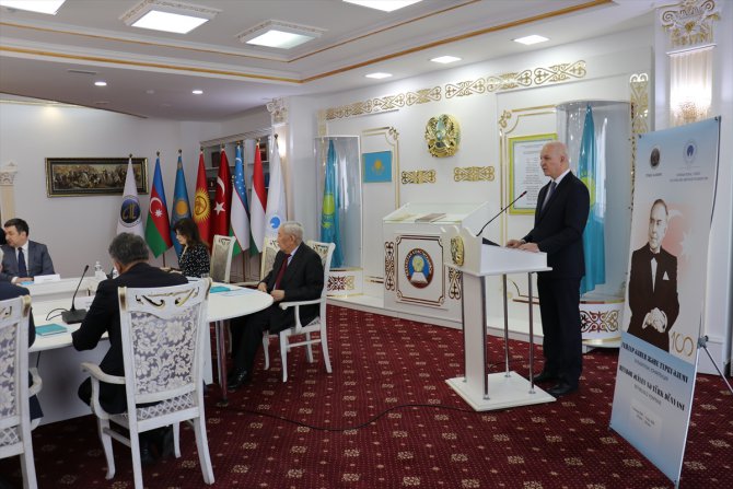 Azerbaycan'ın ulusal lideri Haydar Aliyev, Kazakistan'da anılıyor