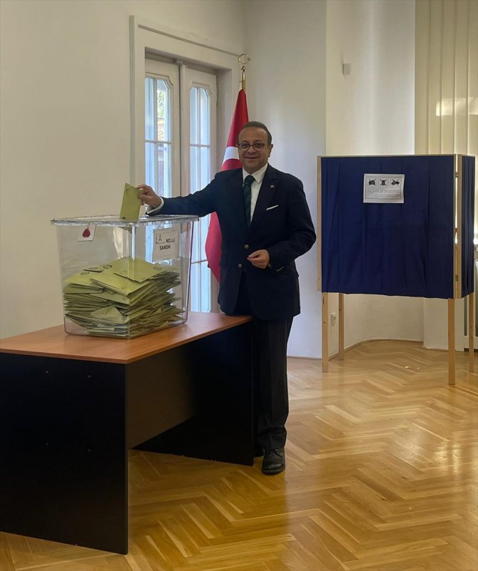 Çekya’da Türkiye’deki Cumhurbaşkanı ve Milletvekili Seçimleri için oy verme işlemi başladı