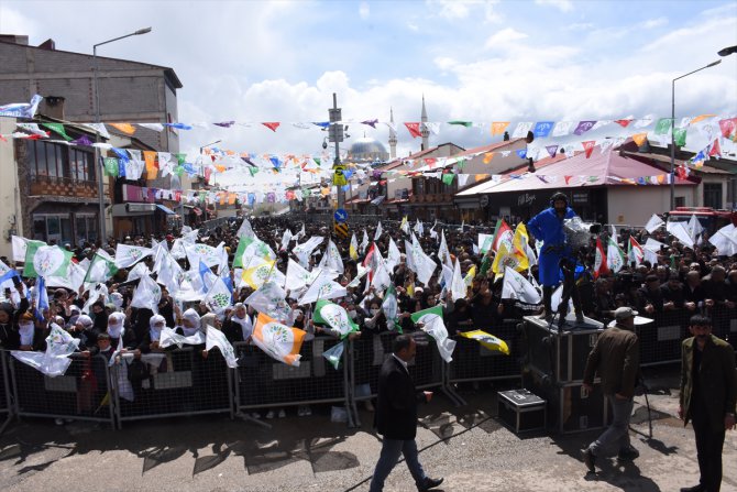 Yeşil Sol Parti Erzurum’un Hınıs ilçesinde miting düzenledi