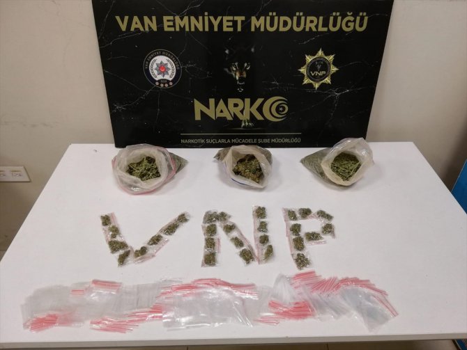 Van'da "torbacı" operasyonlarında 32 şüpheli gözaltına alındı