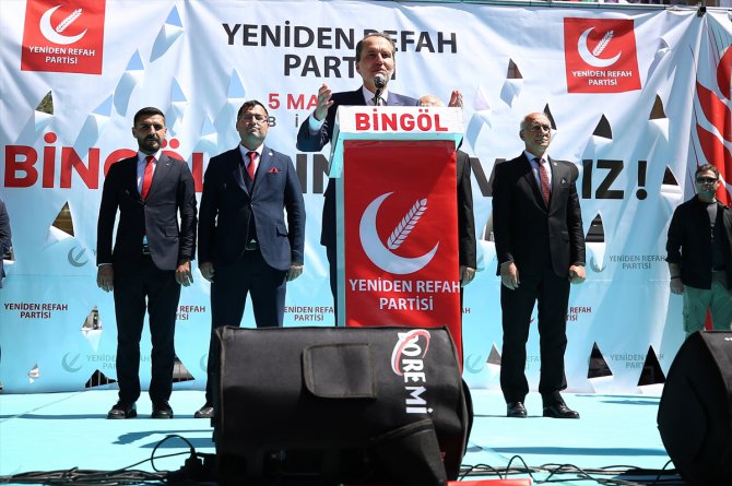 Yeniden Refah Partisi Genel Başkanı Erbakan, Bingöl'de konuştu: