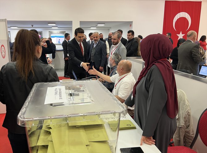 YTB Başkanı Abdullah Eren: "Yurt dışında seçimlere katılım oranında artış var"