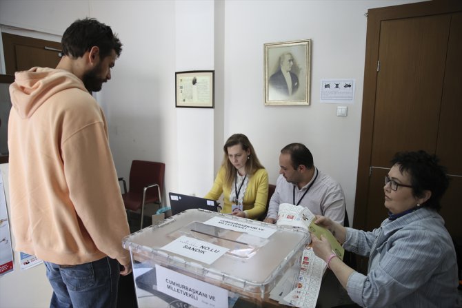 Yunanistan'da Türkiye'deki 14 Mayıs seçimleri için oy kullanma işlemi sürüyor