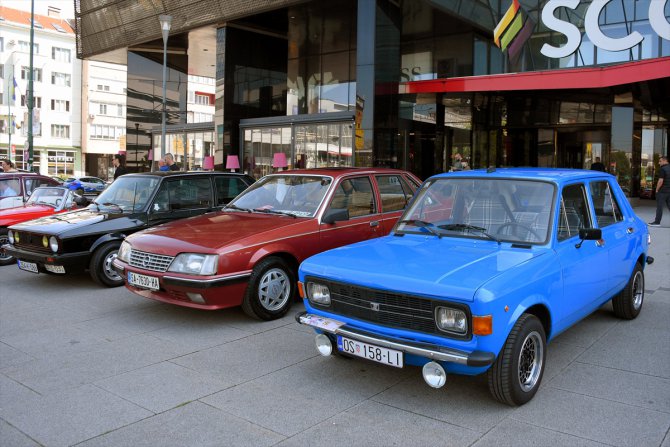 Bosna Hersek'te 21. Uluslararası Klasik Otomobil Buluşması yapıldı