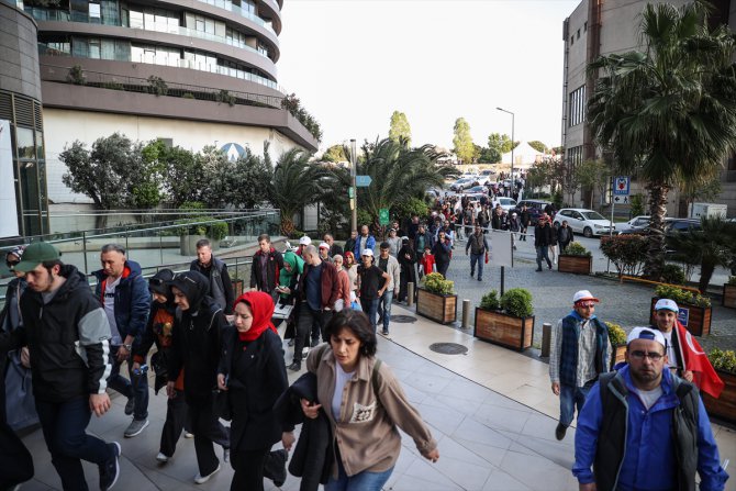 İstanbul trafiğinde "Büyük İstanbul Mitingi" dönüşü yoğunluğu