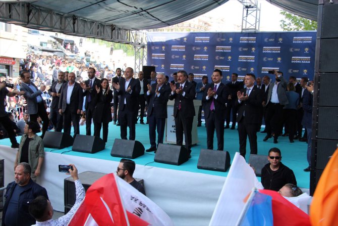 AK Parti Genel Başkanvekili Yıldırım, Şırnak'ta "Halk Buluşmaları" programında konuştu: