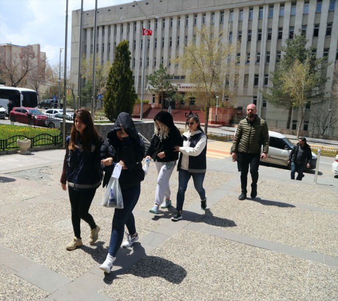 Erzurum merkezli "hayat sigortası" dolandırıcılığı operasyonunda yakalanan 9 kişi tutuklandı