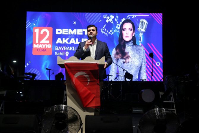 AK Parti'li İnan ve Dağ, İzmir Bayraklı mitinginde konuştu