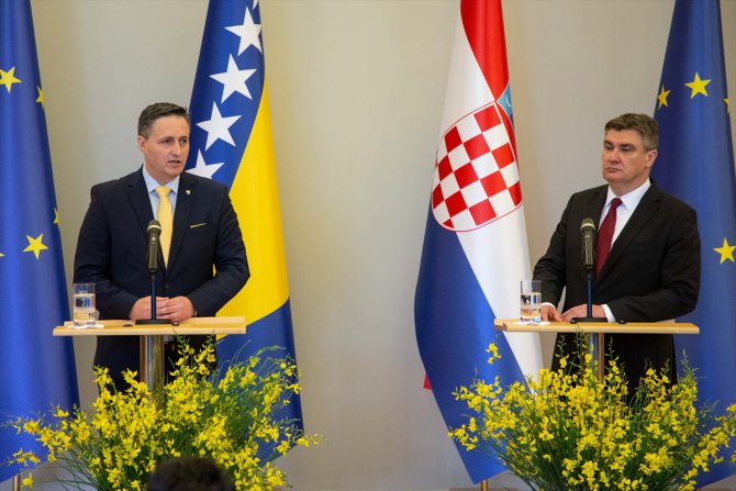 Boşnak lider Becirovic: "Dodik, güvenliği tehdit etmekte ve mutlaka durdurulmalı"
