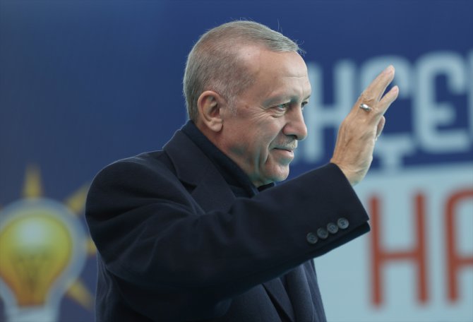Cumhurbaşkanı ve AK Parti Genel Başkanı Erdoğan, partisinin Bahçelievler mitinginde konuştu: (2)