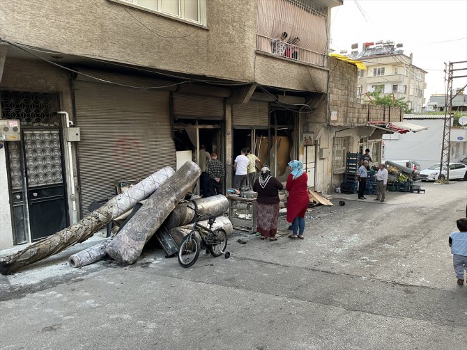 Gaziantep'te bir depoda patlamanın ardından yangın çıktı