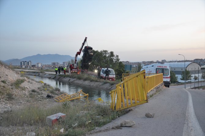 Karaman’da su kanalına düşen otomobilin sürücüsü öldü