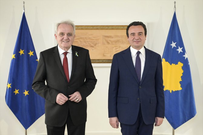 Kosova Başbakanı Kurti, AP Başkan Yardımcısı Wieland ile görüştü