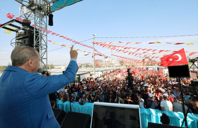 Cumhurbaşkanı Erdoğan Hatay'da vatandaşlara hitap etti: (1)