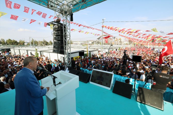Cumhurbaşkanı Erdoğan Hatay'da vatandaşlara hitap etti: (1)