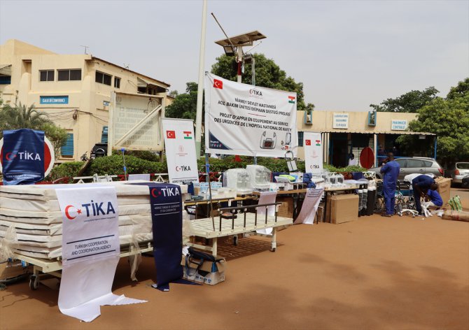 TİKA'dan Nijer'deki bir devlet hastanesine donanım desteği