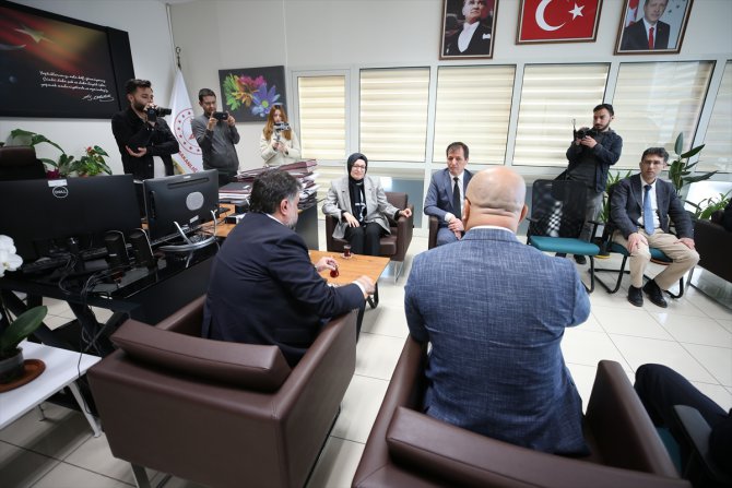 AK Parti'li Uygur, Balıkesir Atatürk Şehir Hastanesi'nde konuştu: