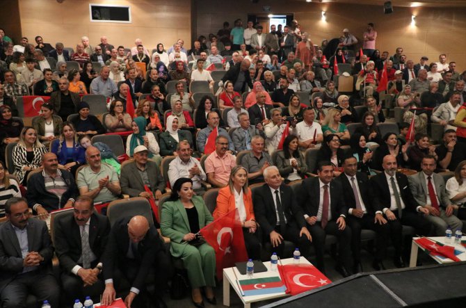 İzmir'de Türkiye'nin 100'üncü, Azerbaycan'ın 105'nci yılı kutlandı