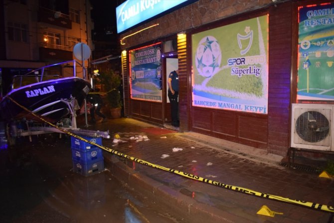 Samsun'da silahlı kavgada 1'i ağır 2 kişi yaralandı