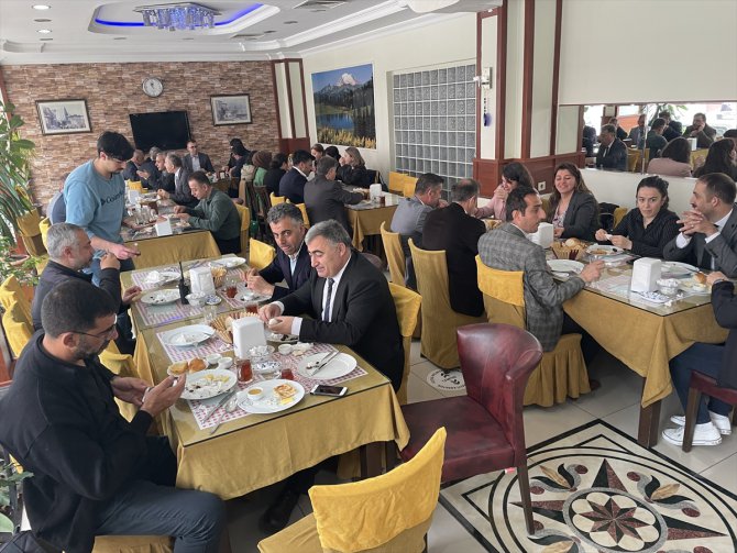 Ardahan'da "Türk Mutfağı Haftası" etkinliklerinde yöresel kahvaltı çeşitleri tanıtıldı